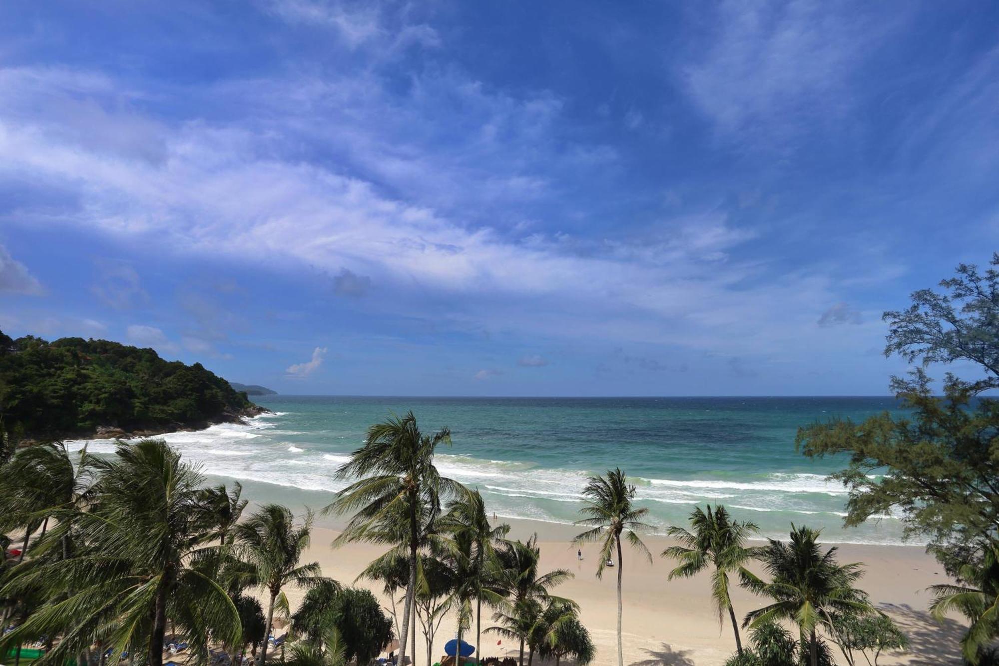 Le Meridien Phuket Beach Resort Karon Exterior foto Phuket viewpoint