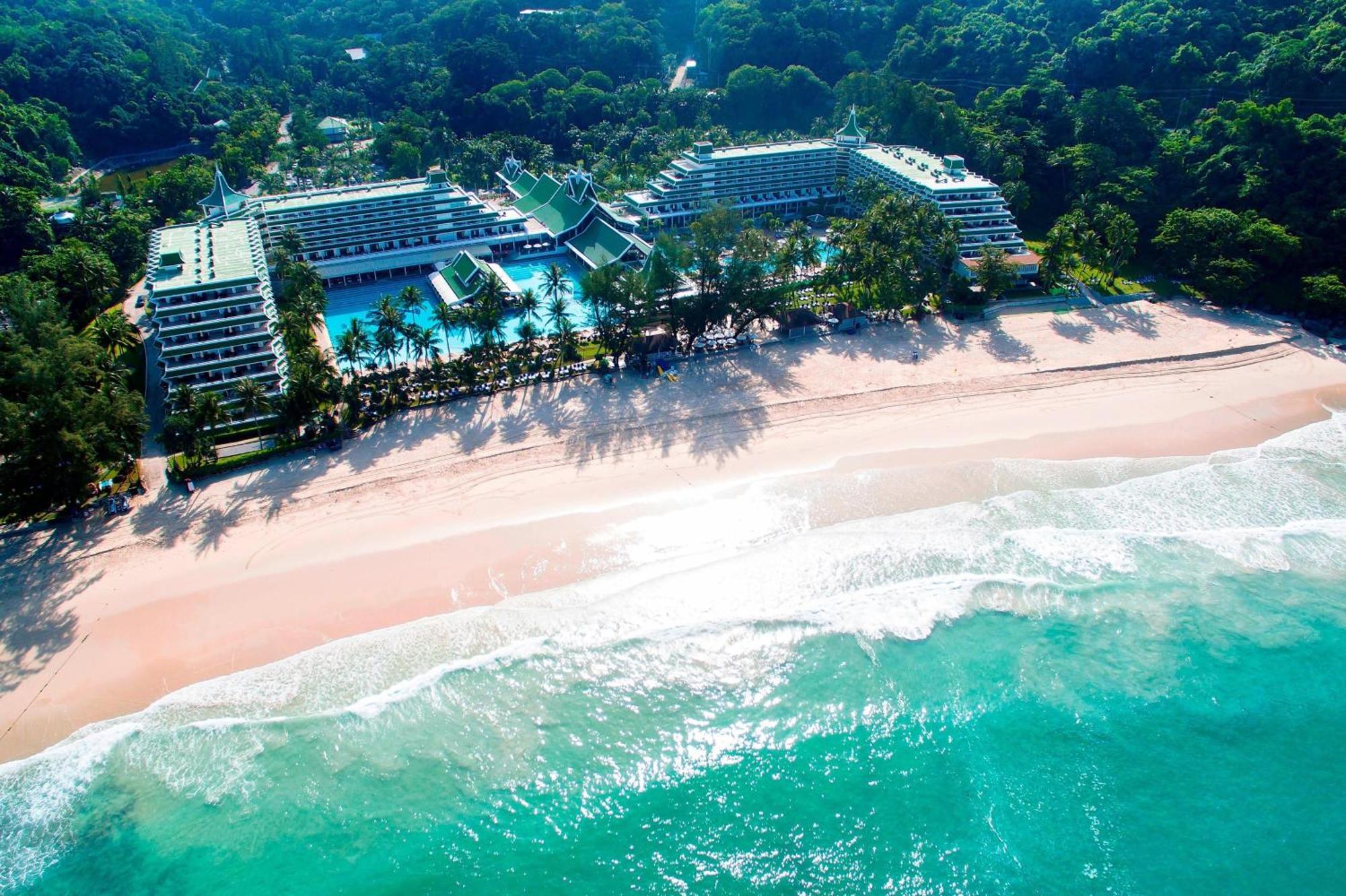 Le Meridien Phuket Beach Resort Karon Exterior foto Hilton Phuket Resort and Spa